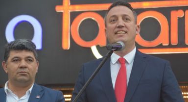 CHP’de Barış Eroğlu’ndan miting gibi adaylık açıklaması