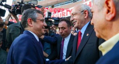 CHP’de devir teslim töreni