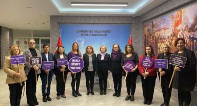 CHP İzmir'in kadınlarından 25 Kasım'da sert açıklama