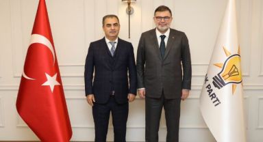 Eski milletvekili Aşlık, İzmir Büyükşehir adaylığı için yola çıktı!