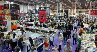 İZKİTAP kitapseverlerin buluşma noktası