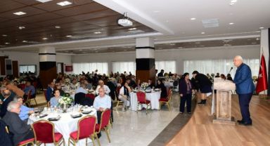 Karabağlar'da DİSK Emekli Sen kahvaltısı: Başkan Selvitopu'nun çağrısı