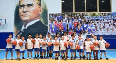 Karabağlar’da spor zamanı