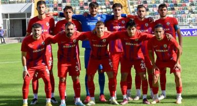 Kırmızı-lacivertliler çıkışa geçti