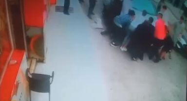 Korkunç kaza… Şakalaşan çocuklar otomobilin altında kaldı!