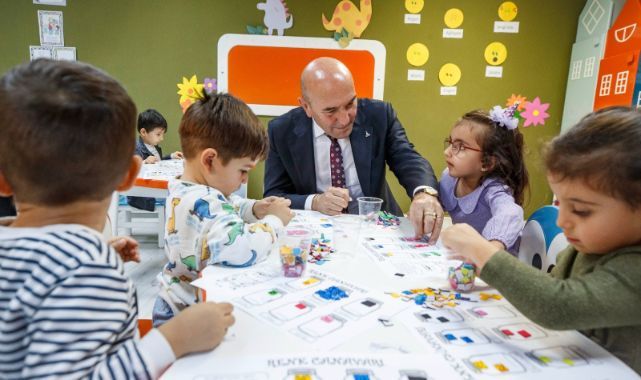 Masal Evi çocuklarından Başkan Soyer’e sürpriz