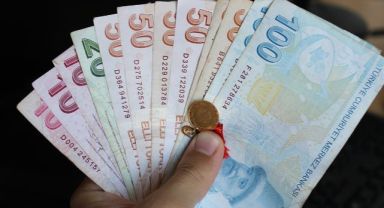 Reeskont kredilerinde faiz sabit tutuldu