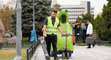 Sokaklardan günde 20 tona yakın atık toplanıyor