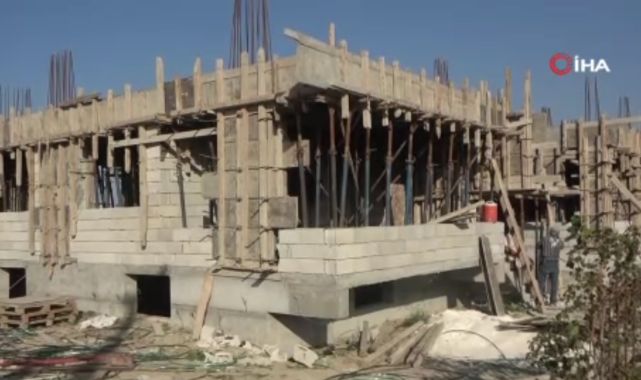 Yevmiyelerin bin 500 lirayı bulduğu enkaz kentte iş var, işçi yok