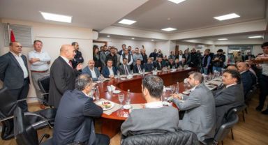 Belediye-İş Sendikası'ndan Başkan Soyer'e destek