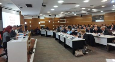 Bornova Belediye Meclisi’nde akaryakıt istasyonu tartışması