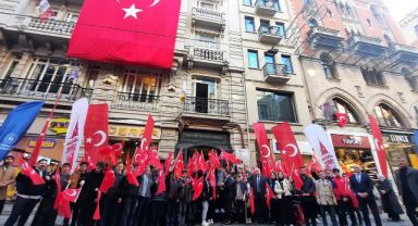 İstiklal şairi Mehmet Akif Ersoy, İstiklal Caddesi'nde anıldı