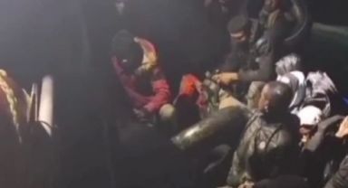 İzmir’de 280 düzensiz göçmen yakalandı, 7 organizatör tutuklandı