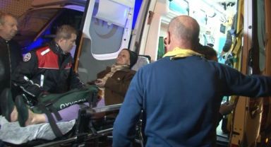 Yanan dairedeki 3 çocuğu komşular, anneannelerini itfaiye kurtardı