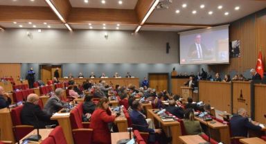 Büyükşehir Meclisinde gündem Gaziemir'deki plan değişikliği itirazları!