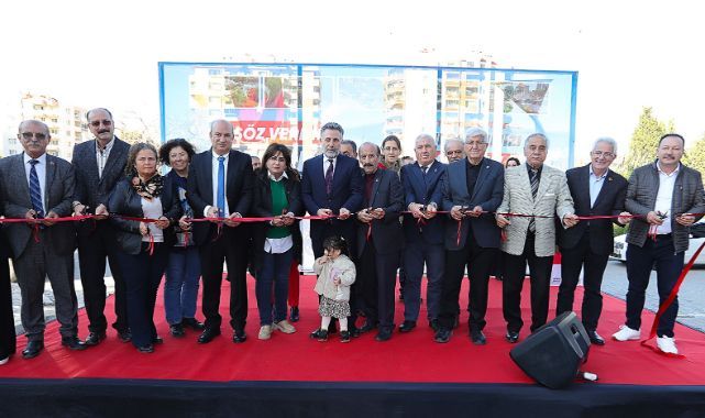 Bayraklı’da 21 yeni, revize edilen 68 park açıldı