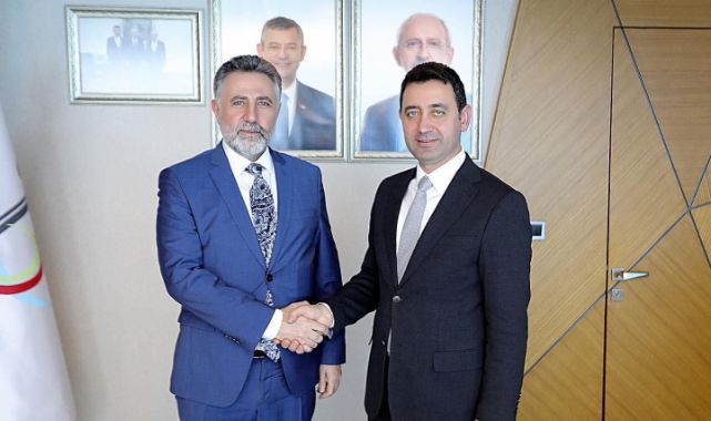 CHP Bayraklı’da dikkat çeken buluşma… Sandal ve Önal bir araya geldi