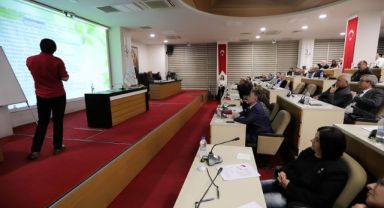 CHP grubundan 136 milyonluk yetkide geri adım