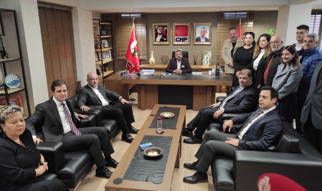 CHP İzmir'de kritik zirve... Tugay: Örgütümüz tem yumruk olacak!