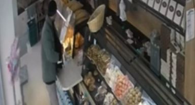 Fırından sadaka kutusunu böyle çaldı