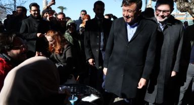 İzmir Büyükşehir Adayı Dağ: İzmir'i dünya markası yapacağız!