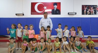 Karşıyaka Belediyesi 1 yılda 50 bin kişiye spor yaptırdı
