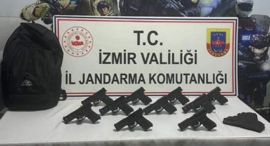 Satmaya çalıştıkları 10 adet ruhsatsız tabanca ile yakalandılar