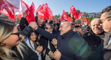 Soyer: Hak ettiği hizmeti İzmir'e getirdiğimiz için gururluyuz