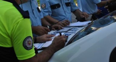 Trafik cezalarında indirimli ödeme süresi 1 aya çıkarıldı