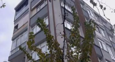 Yılbaşı tatili için İzmir'e geldi, 5'inci kattan aşağı düştü