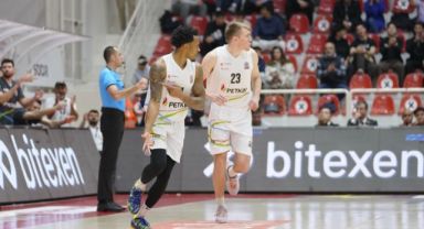 Aliağa Petkimspor, evinde kazanmaya devam ediyor