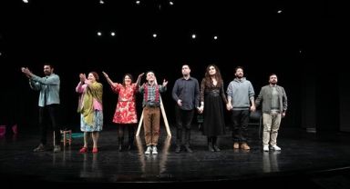 'Dikkat Nine Çıkabilir' prömiyerini yaptı