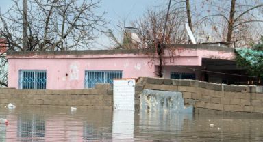 Felaketin yaşandığı Antalya’da bir mahalle sular altında kaldı