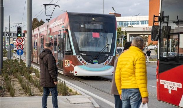 İzmirliler Çiğli Tramvayı'nı çok sevdi