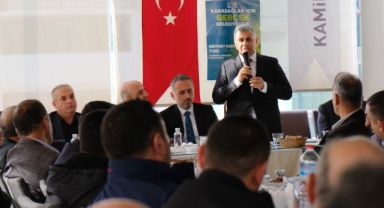 AK Partili Tunç: Karabağlar'a asılan 'İcraat Yapılmaz' levhası iniyor