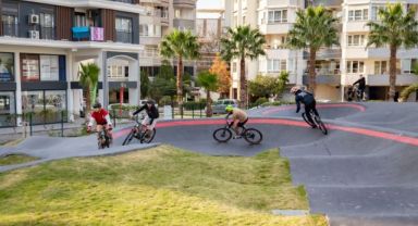 Karşıyaka’da heyecanın adresi Pump Track Bisiklet Parkuru oldu