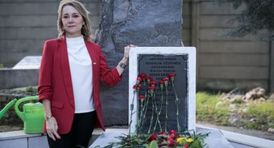 Konak'ın adayı Mutlu'dan sokak mesajı: Sizleri dinlemek için...