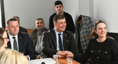 Başkan Cemil Tugay: CHP çatısı altında birleşin