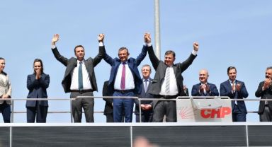 CHP Genel Başkanı Özel: İzmir Cumhuriyet'in zapt edilemez kalesidir