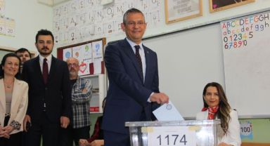 CHP Genel Başkanı Özel oyunu Manisa’da kullandı