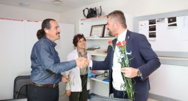 CHP’li Duman’dan sağlık çalışanlarına sürpriz