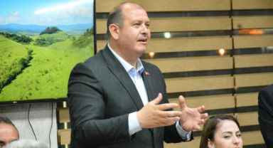 Çiçek’ten yeni Belediye Binası ve Cem Evi projesi