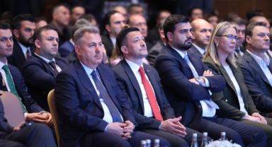 Dağ'dan '5 yıl' hedefi ve '150 bin konut' sözü!