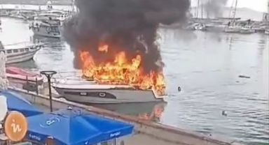 İzmir'de korku dolu anlar: Patlayan tekne alevler içinde kaldı