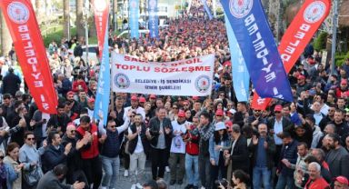İzmir'de TİS görüşmeleri tıkandı, 6 bin işçi eyleme çıktı