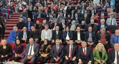 Karabağlar'ın adayı Tunç proje ve vaatlerini açıkladı: 10 bin konut sözü!