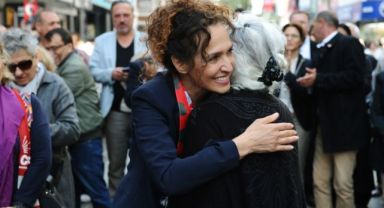 Karşıyaka Çarşı’da “Yıldız Ünsal” coşkusu!
