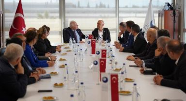 Özlale Atatürk OSB’de sanayicilerle buluştu