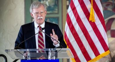 Trump’a eski danışmanından eleştiri: Trump’ta diktatör olacak beyin yok