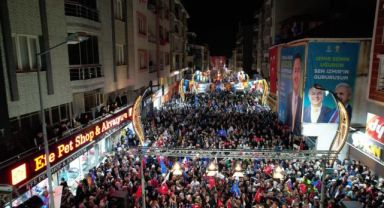 Yıldırım'dan Çağlar'a slogan: Torbalı'ya derman, Özgür Erman